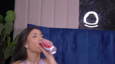 Chloe online show from 12, 6, 2026