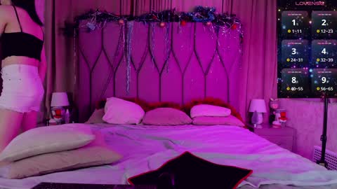 Chloe Fulton online show from 18, 12, 2024