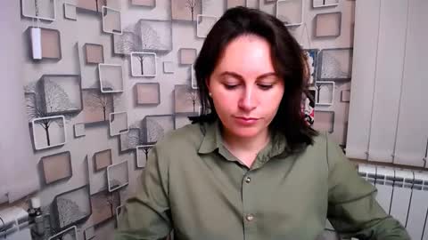 Chloe online show from 26, 10, 2025