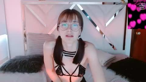 Chloe online show from 8, 10, 2025