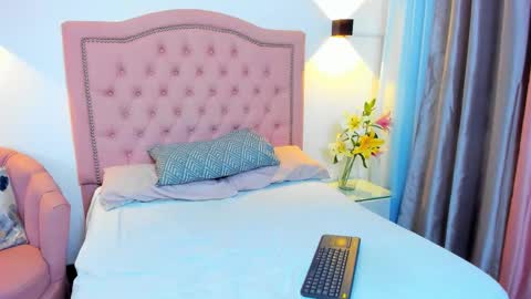 chloekey online show from 13, 3, 2026