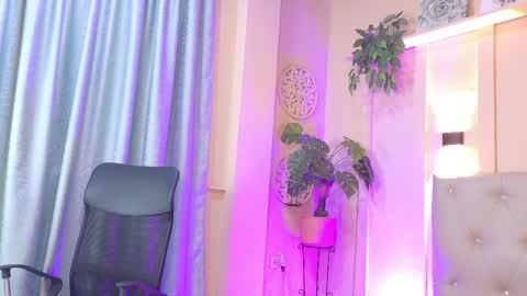 Chloe rosse online show from 28, 11, 2025