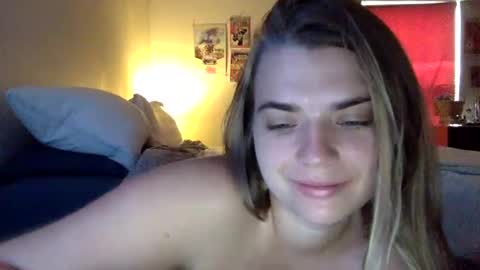 Chloe Lane online show from 24, 9, 2025