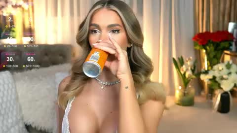 Chloe online show from 10, 5, 2026