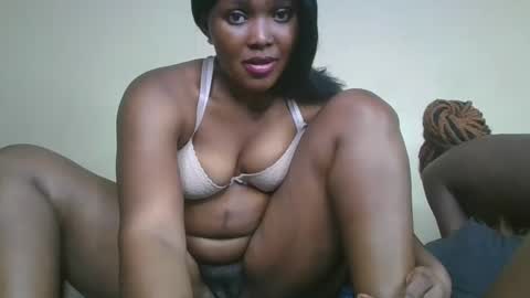 Snapshot of choco_baeb chatting on 12, 2, 2025 nei online show from 12, 2, 2025