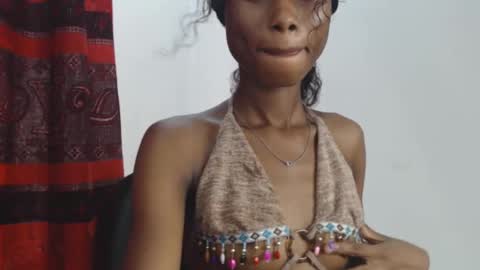 choco_petitqueen online show from 18, 12, 2024