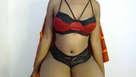 Snapshot of choco_sweee chatting on 27, 2, 2025 Maddie online show from 27, 2, 2025