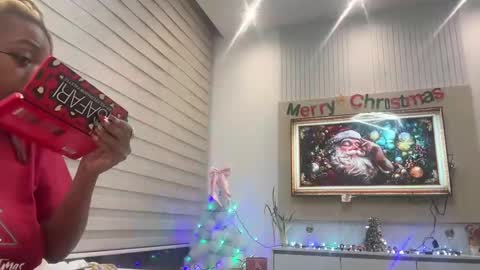 ChocolateCakeQueen online show from 21, 12, 2024