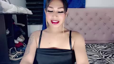 chocolatetriplex online show from 2, 3, 2026