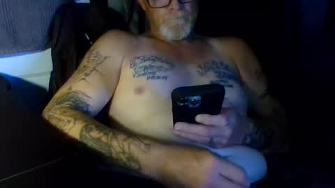 Snapshot of chompers176983 chatting on 12, 9, 2025 chompers online show from 12, 9, 2025