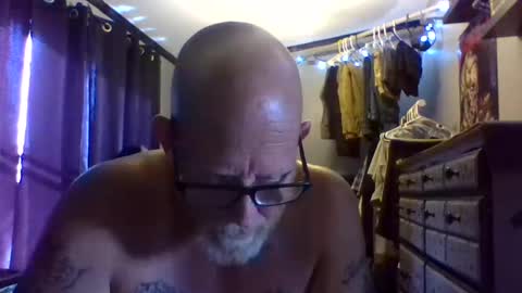 Snapshot of chompers176983 chatting on 19, 9, 2025 chompers online show from 19, 9, 2025