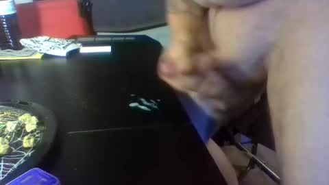 Snapshot of chompers176983 chatting on 16, 10, 2025 chompers online show from 16, 10, 2025