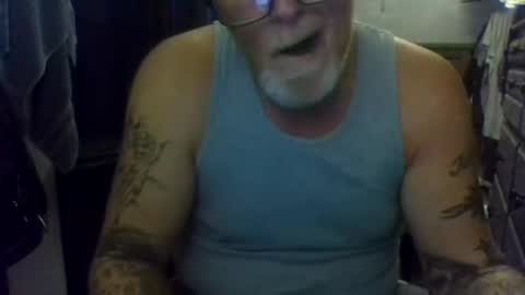 Snapshot of chompers176983 chatting on 20, 10, 2025 chompers online show from 20, 10, 2025