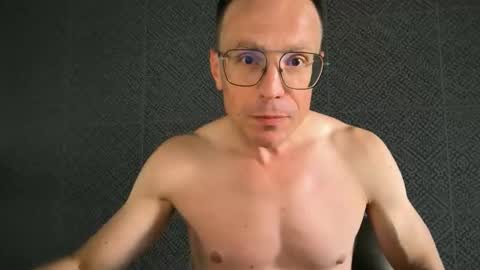 Snapshot of chouffie_81 chatting on 17, 9, 2025 Chouffie online show from 17, 9, 2025