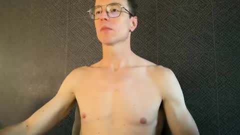 Snapshot of chouffie_81 chatting on 21, 11, 2025 Chouffie online show from 21, 11, 2025