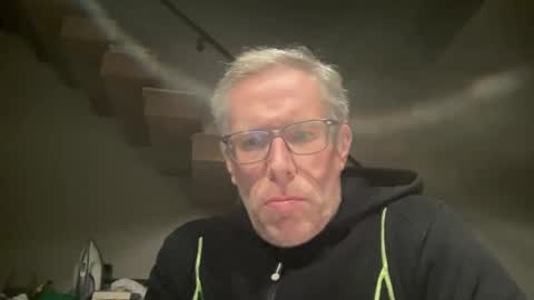 choupipat1 online show from 2, 3, 2025