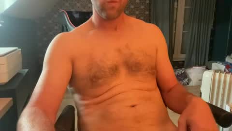 Snapshot of chris13abcd chatting on 16, 6, 2026 chris13abcd online show from 16, 6, 2026