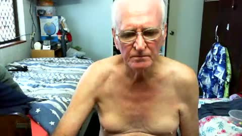 Snapshot of chris51117 chatting on 13, 7, 2026 Chris online show from 13, 7, 2026