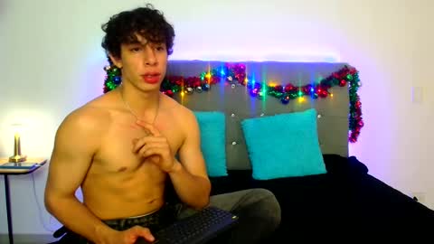 Chris Evans online show from 23, 12, 2025