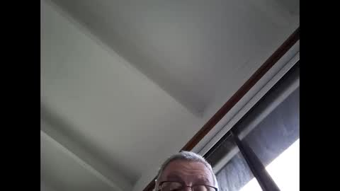 chrisbisex12 online show from 14, 4, 2026