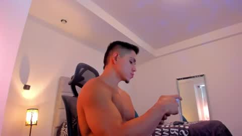 chrismorgan24 online show from 4, 6, 2026