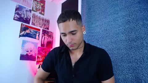 Snapshot of chriss_wg_ chatting on 14, 2, 2025 Christian Wang online show from 14, 2, 2025