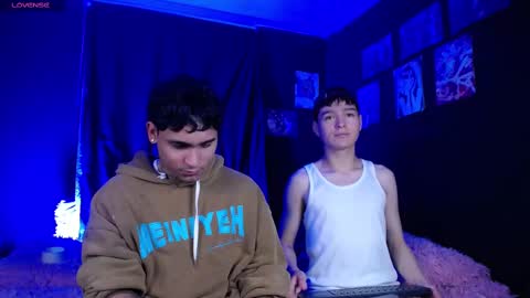 Snapshot of chriss_wg_ chatting on 9, 9, 2025 Christian Wang online show from 9, 9, 2025