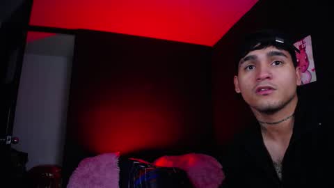 Snapshot of chriss_wg_ chatting on 25, 9, 2025 Christian Wang online show from 25, 9, 2025