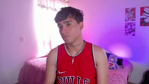 Christian Wang online show from 3, 2, 2026