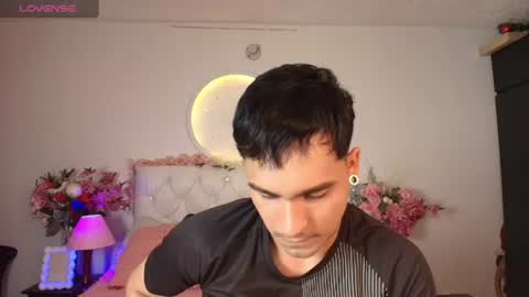 Christian Wang online show from 13, 7, 2026