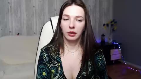 Christi online show from 13, 2, 2025