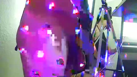 Snapshot of chrisswift3000ad chatting on 12, 9, 2025 chrisswift3000ad online show from 12, 9, 2025