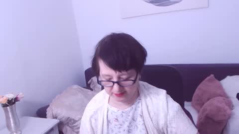 Christa online show from 15, 2, 2025