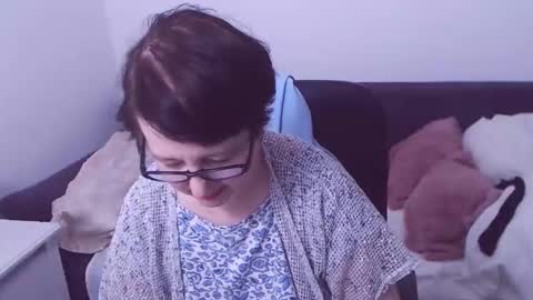 Christa online show from 16, 2, 2025