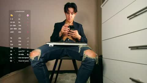 UPVOTE ME ------  ILL DO SOMETHING FOR FREE online show from 1, 4, 2026