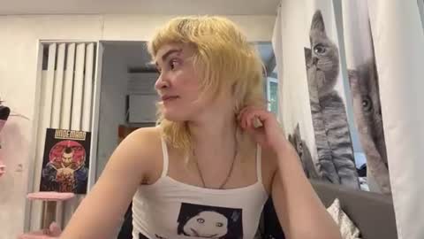 Snapshot of christiechorney chatting on 15, 6, 2026 christiechorney online show from 15, 6, 2026