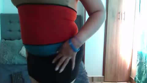 Snapshot of christiinemoore chatting on 17, 1, 2025 Christine Moore online show from 17, 1, 2025