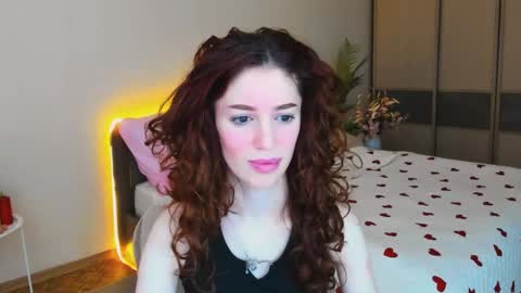 christinaconteeree online show from 5, 4, 2026