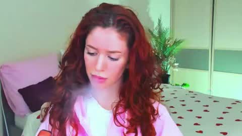 Snapshot of christinaconteeree chatting on 17, 7, 2026 christinaconteeree online show from 17, 7, 2026