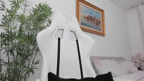 Hi im Christine online show from 3, 2, 2026