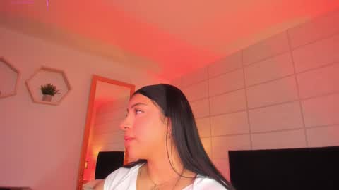 Christine  online show from 16, 1, 2026