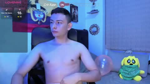 Snapshot of christmiller_1 chatting on 5, 1, 2025 christmiller_1 online show from 5, 1, 2025