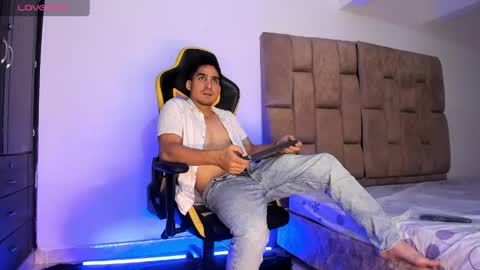 christopher online show from 21, 4, 2026