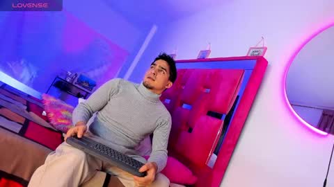 christopher online show from 28, 4, 2026