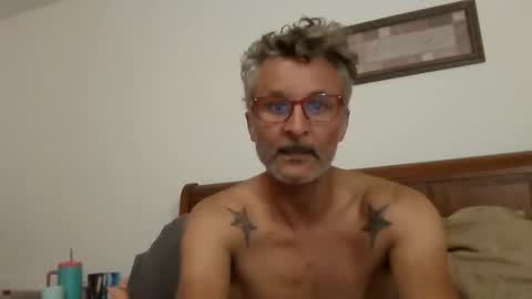 Snapshot of christopher_rain chatting on 15, 5, 2026 Christopher Rain online show from 15, 5, 2026