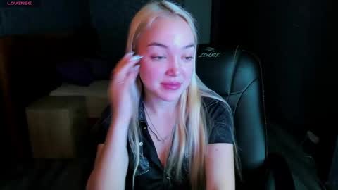 hristy3 online show from 28, 2, 2025