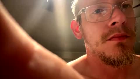 chriswells062590 online show from 31, 3, 2026