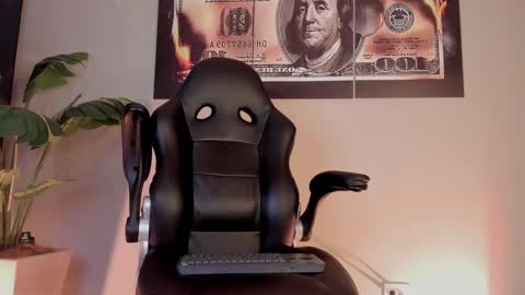 Snapshot of chrizmacgregor chatting on 3, 2, 2026 chrizmacgregor online show from 3, 2, 2026