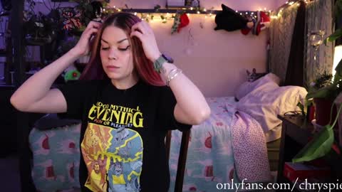 Chrys online show from 8, 12, 2024