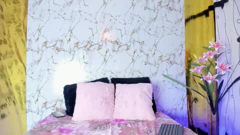 Christal Golden online show from 27, 9, 2025